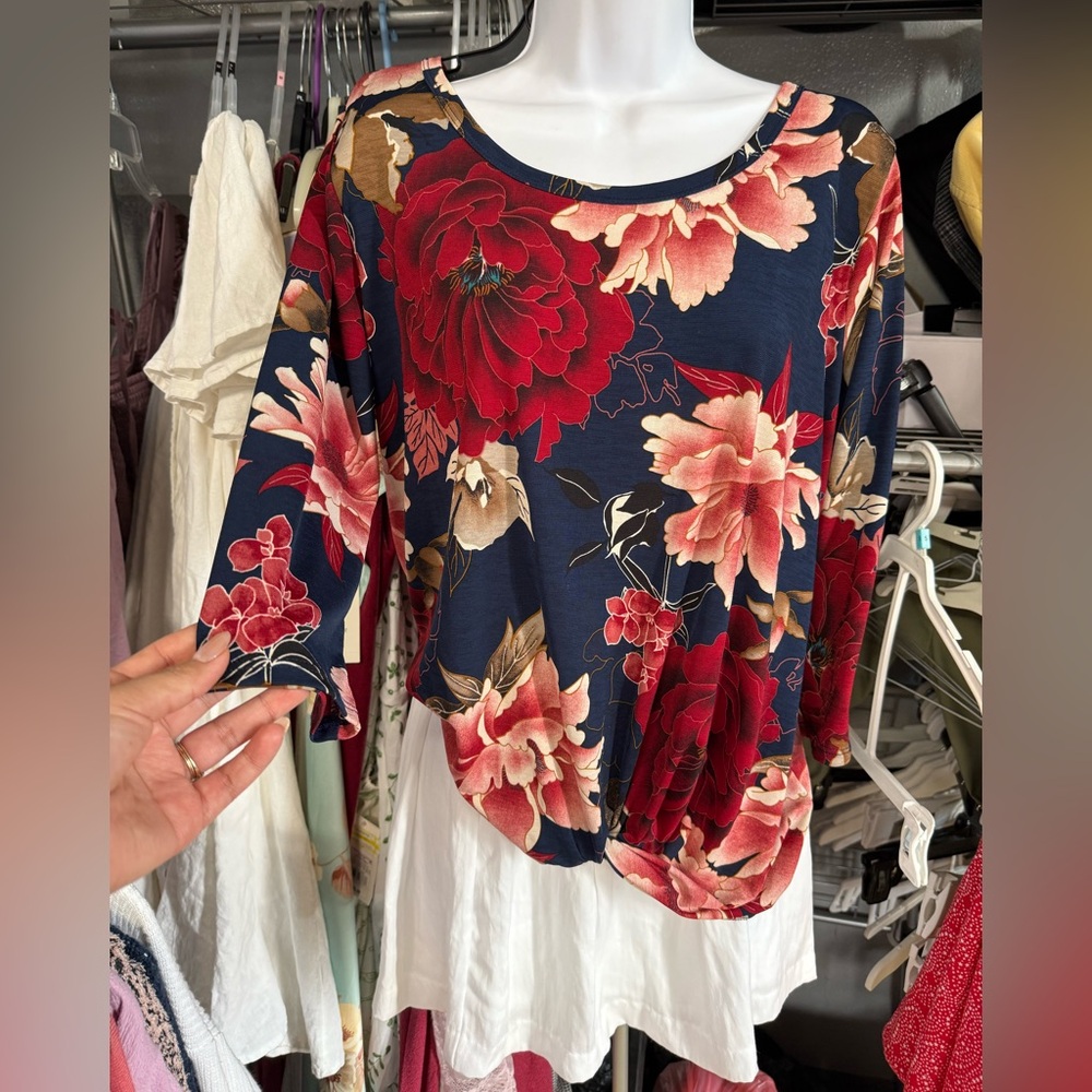Floral Print Women's Top size large